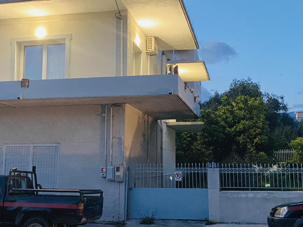 Best Located Ruby Luxury Escape Kalamata Extérieur photo